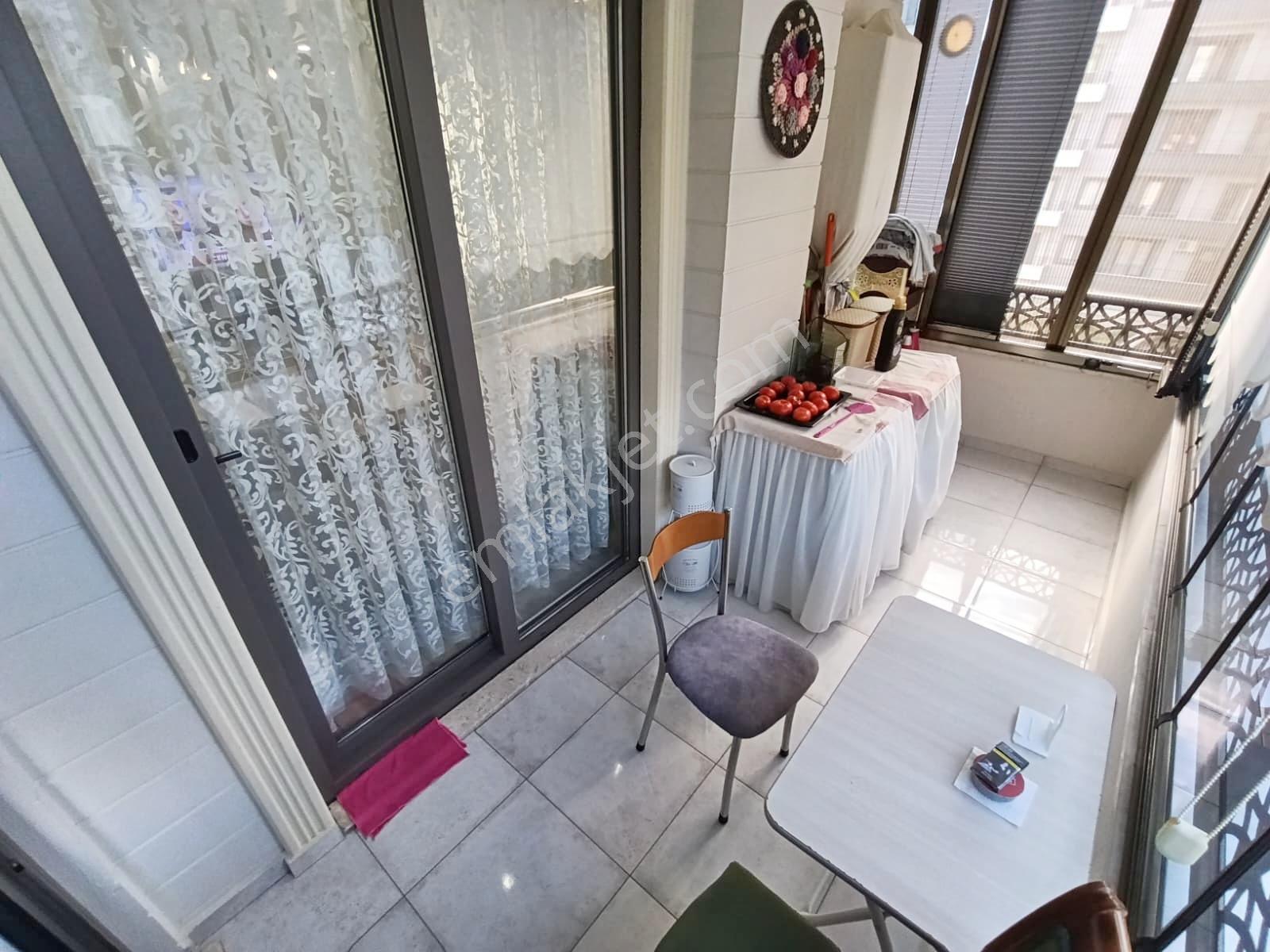 ▀güçten Altınkumda K.otoparklı Ebeveynli Asansörlü Lüx 2+1 Daire — fotoğraf 18