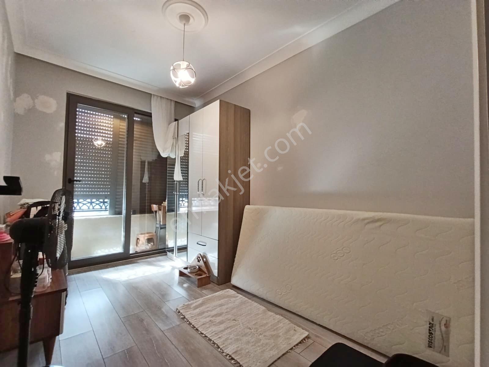 ▀güçten Altınkumda K.otoparklı Ebeveynli Asansörlü Lüx 2+1 Daire — fotoğraf 23