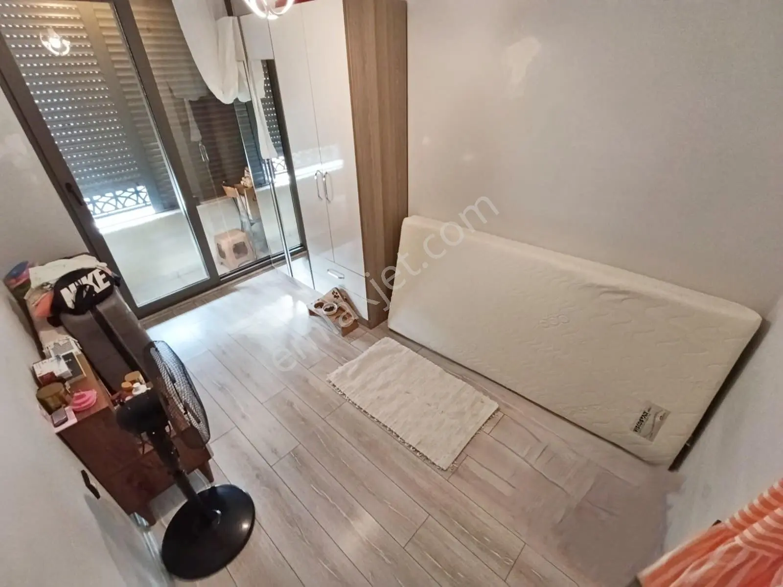 ▀güçten Altınkumda K.otoparklı Ebeveynli Asansörlü Lüx 2+1 Daire — fotoğraf 33
