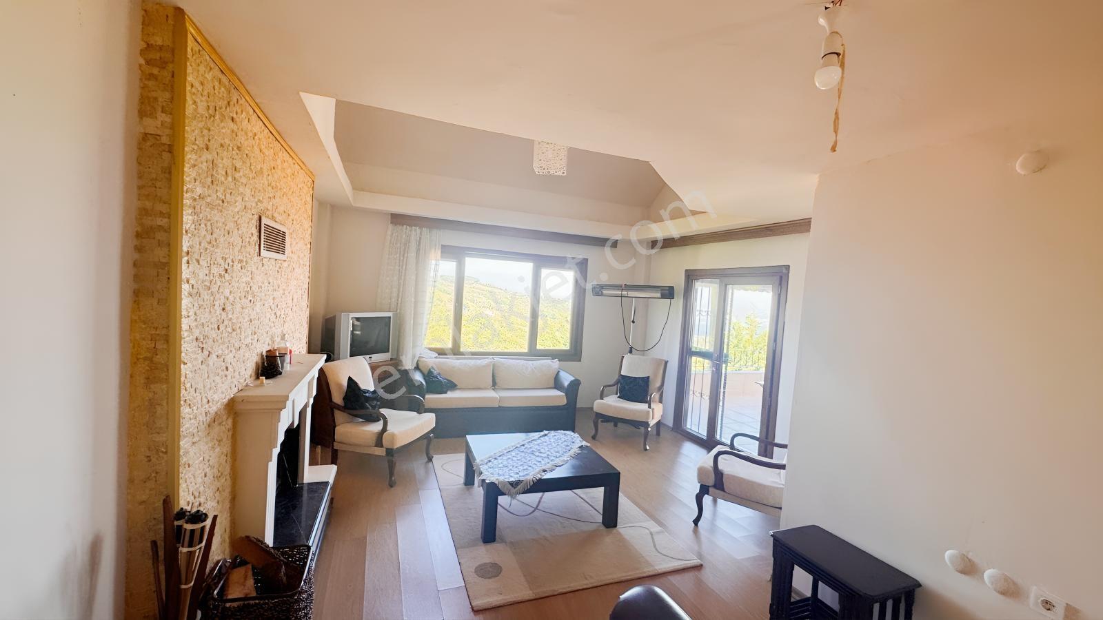 Karamürsel Çamçukur Deniz,köprü Manzaralı Satılık Eşyalı Villa — fotoğraf 11