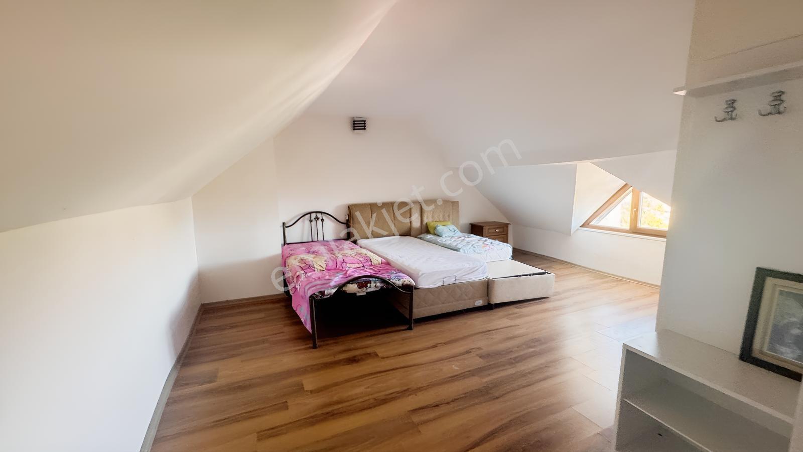Karamürsel Çamçukur Deniz,köprü Manzaralı Satılık Eşyalı Villa — fotoğraf 15