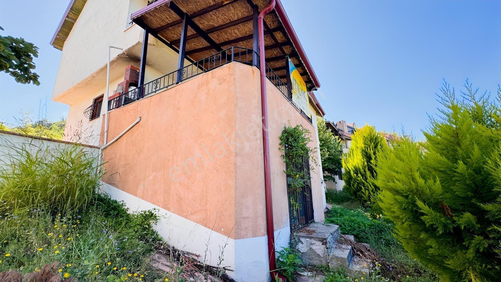Karamürsel Çamçukur Deniz,köprü Manzaralı Satılık Eşyalı Villa — fotoğraf 31