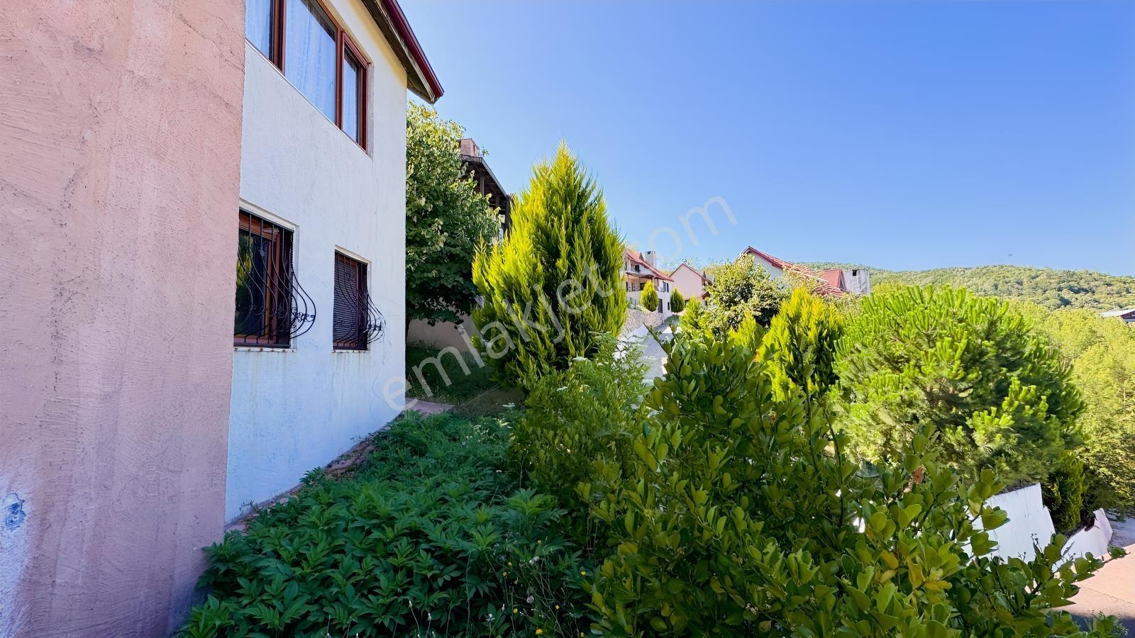 Karamürsel Çamçukur Deniz,köprü Manzaralı Satılık Eşyalı Villa — fotoğraf 33