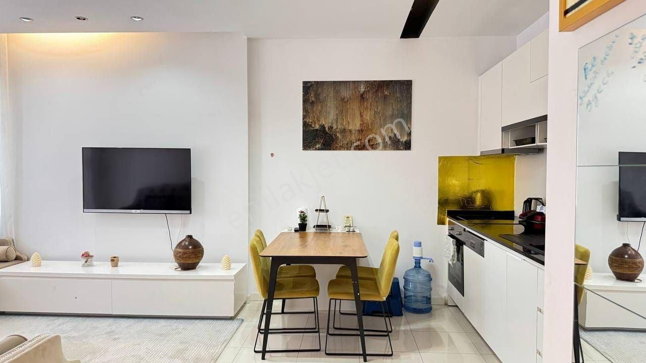 Alanya Obada Denize 50 M Eşyalı 1+1 Satılık Daire — fotoğraf 4