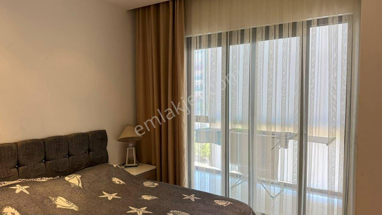 Alanya Obada Denize 50 M Eşyalı 1+1 Satılık Daire — fotoğraf 8