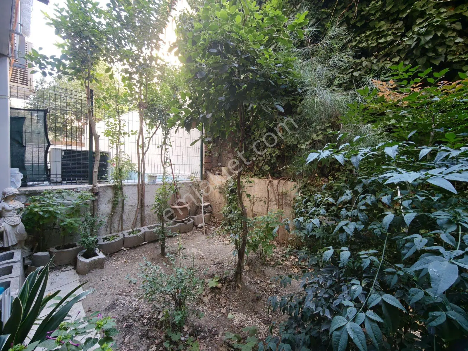 Soğukkuyuda 2+1 Özel Bahçeli Lüks Bahçekatı Daire (iyi Fiyat) — fotoğraf 3