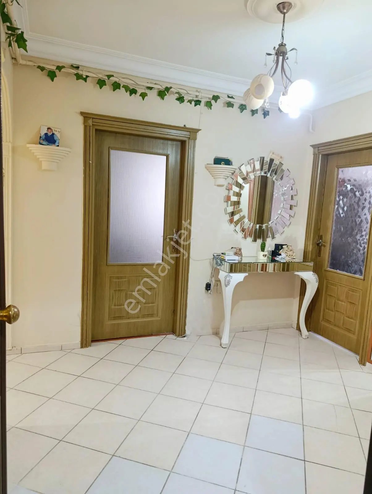 3+1yurt 9-4katı Dgaz 200m2 Site İçinde Kiler Kap.mutfak Cam Balkon D.şebeke Hasarsız Kgd Cephe, — fotoğraf 13