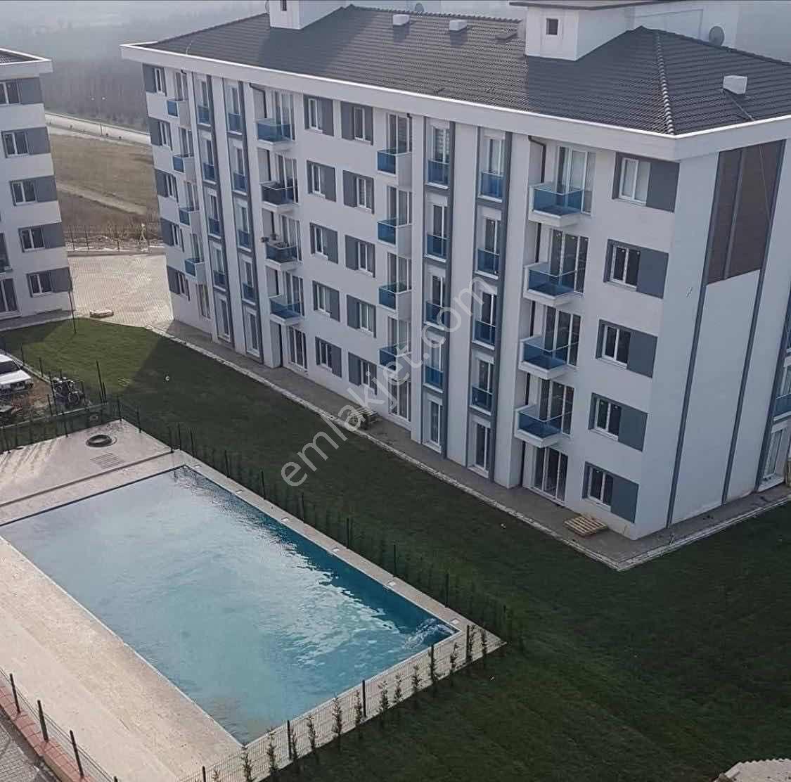 Korucukta Sakarya Manzaralı, Havuzlu Site İçerisinde 3+1 — fotoğraf 10
