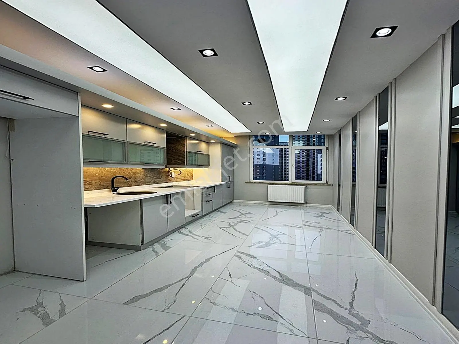 Ed Yapı'dan %30 Peşinatla Site İçinde Şehir Manzaralı 1+1 Daire — fotoğraf 6