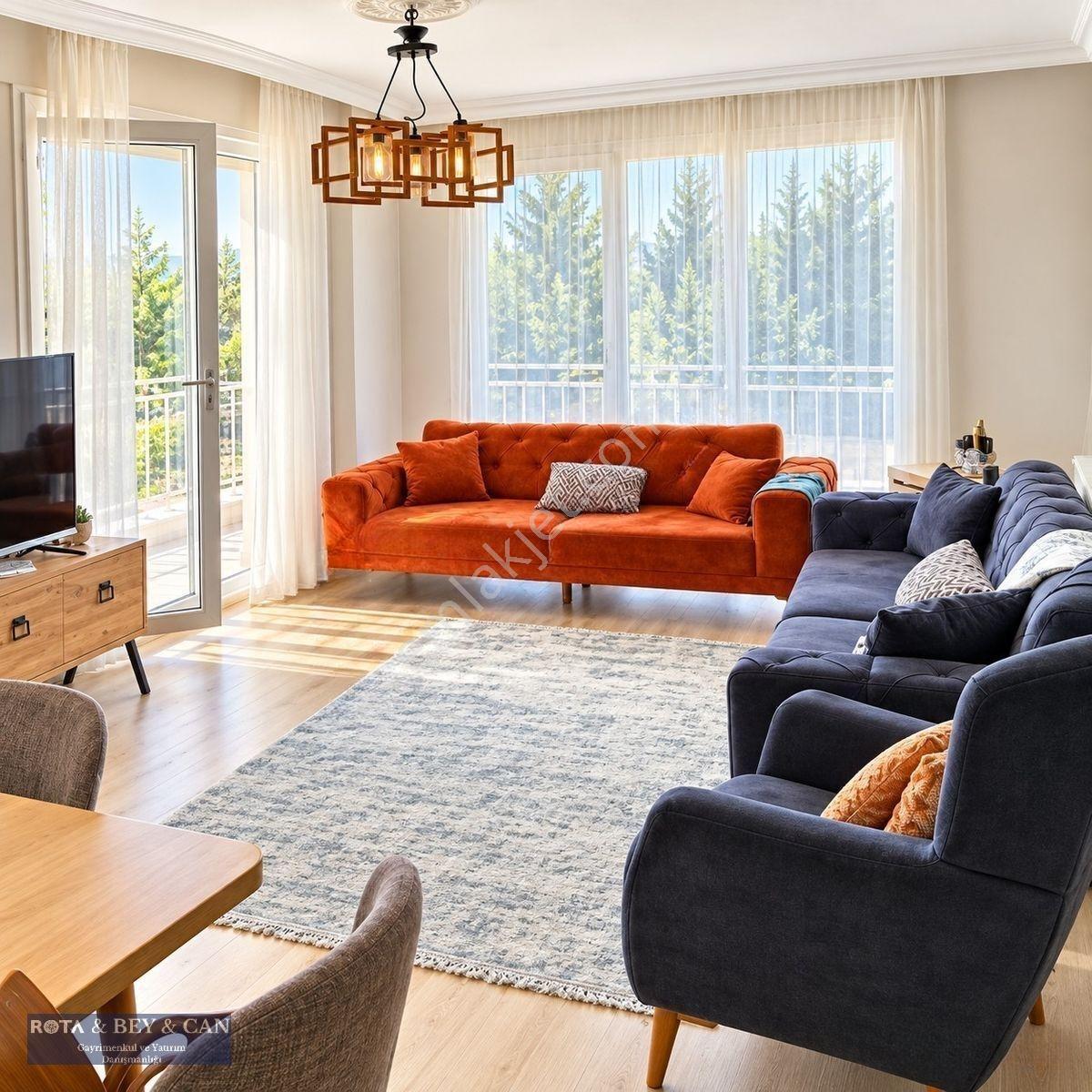 Rotadan | Havuzlu Sitede | Bahçe Kullanımlı | Geniş 2+1