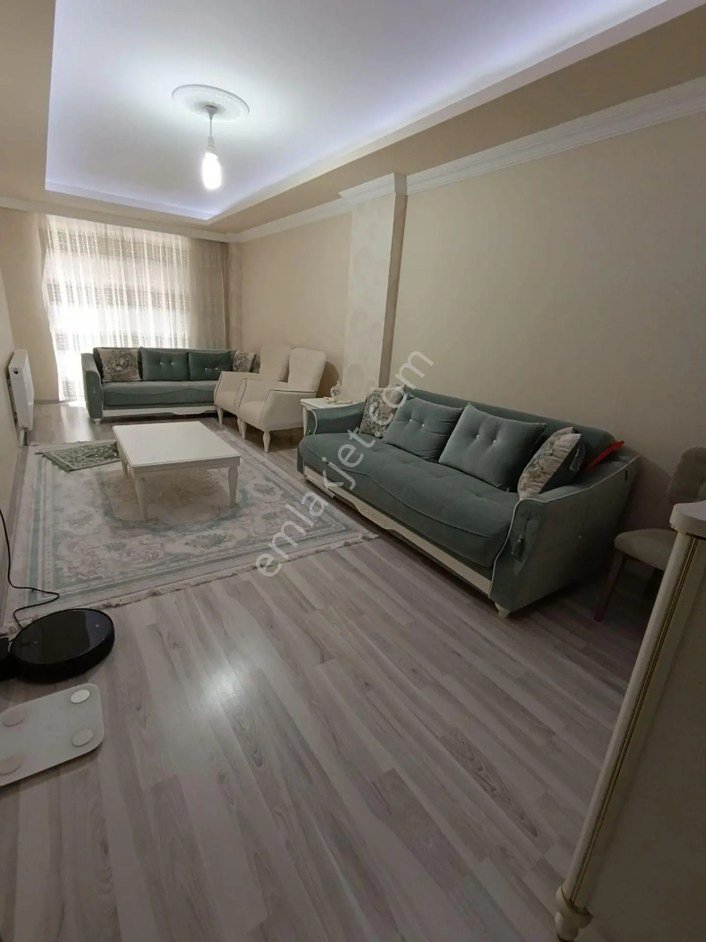 Karaman Merkez Cedit Mah. Satılık 3+1 Arakat 1. Kat 145 Metrekare 10 Yıllık Bireysel Kiler Var. — fotoğraf 2