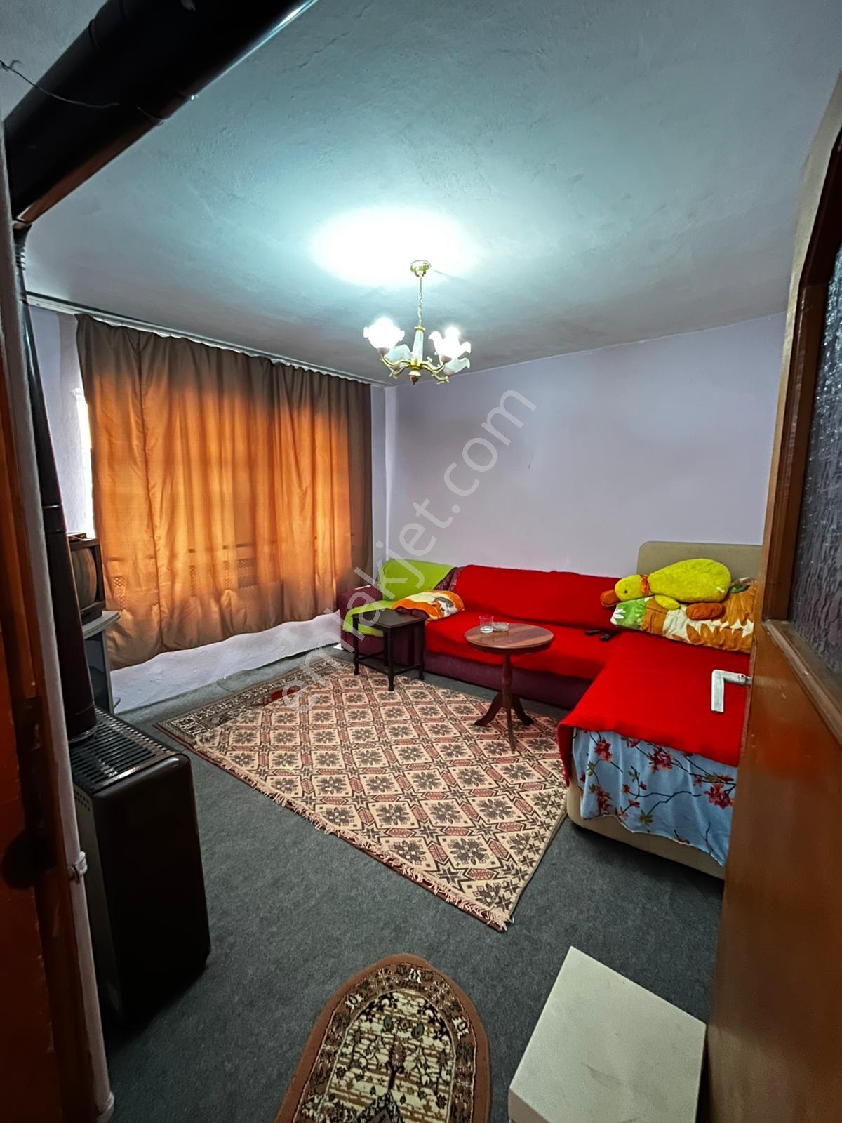 Eğitim Mah. 2 Katli Kargir Ve Avlu'lu Bina ( Merkezi ) — fotoğraf 24