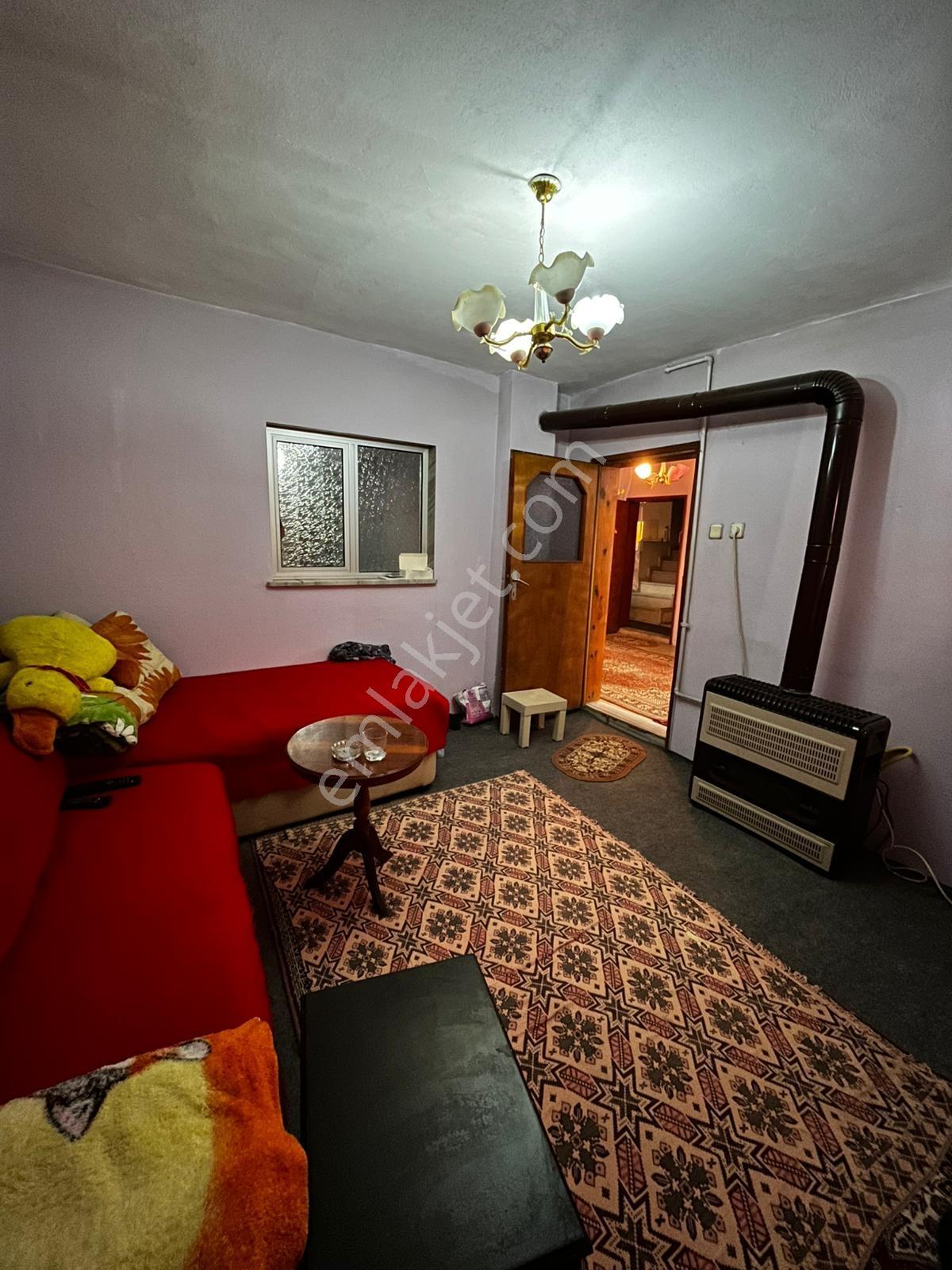 Eğitim Mah. 2 Katli Kargir Ve Avlu'lu Bina ( Merkezi ) — fotoğraf 25