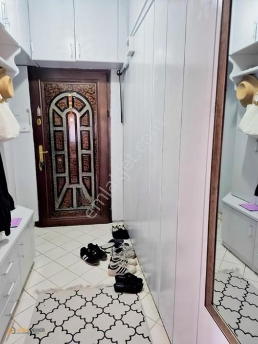 Cumhuriyet Mah. 3+1 Masrafsız Çarşı Merkezde Satılık — fotoğraf 9