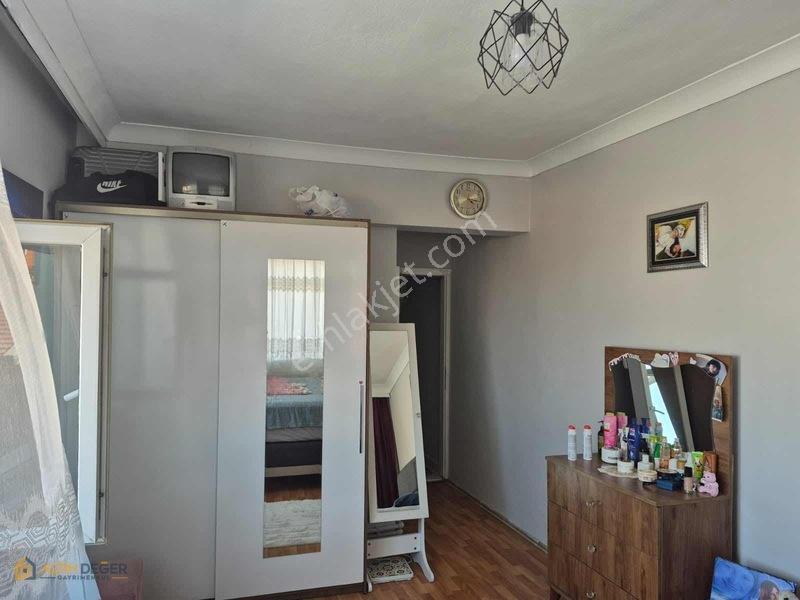 Cumhuriyet Mah. 3+1 Masrafsız Çarşı Merkezde Satılık — fotoğraf 12