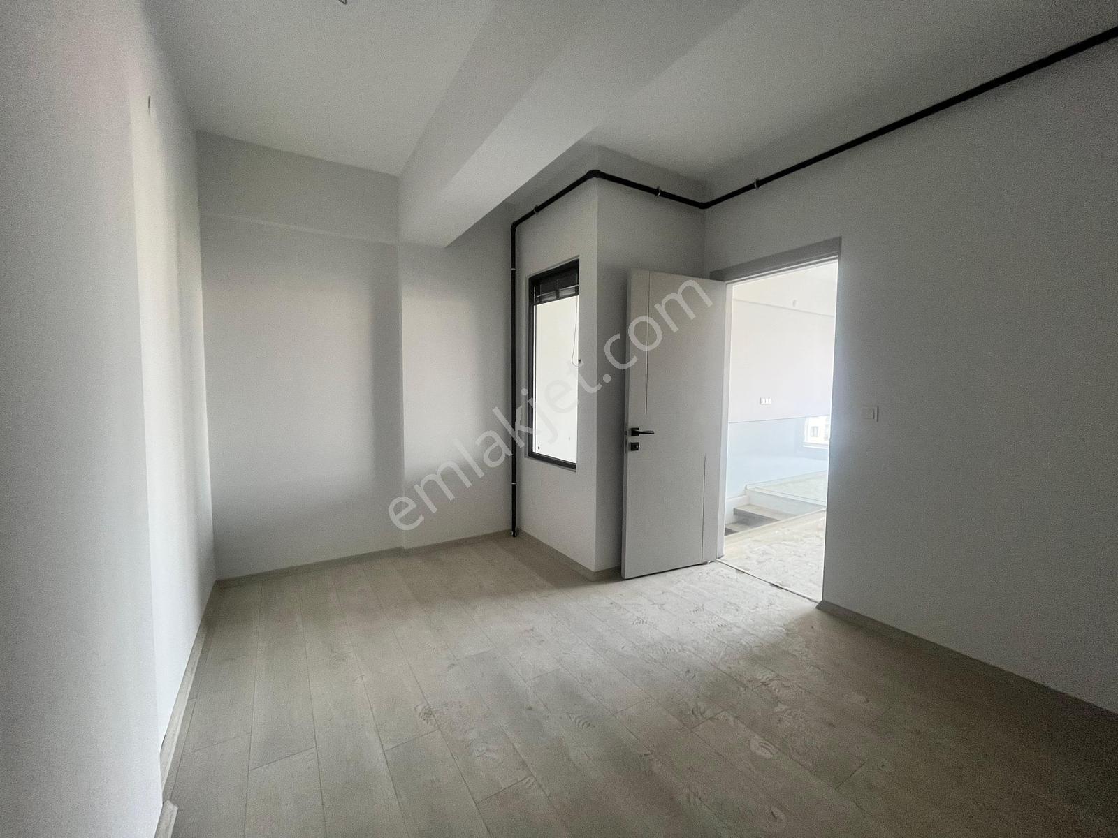 Menemen Seyrekte Lüks Site İçerisinde Satılık 2+1 Dubleks Daire — fotoğraf 17