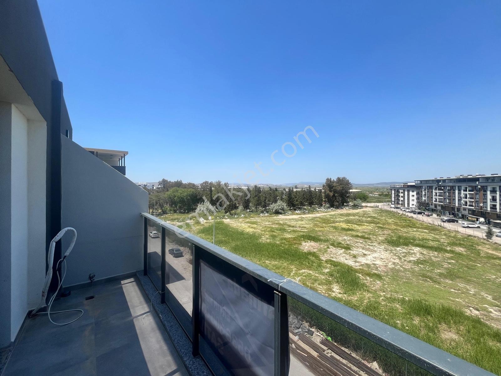 Menemen Seyrekte Lüks Site İçerisinde Satılık 2+1 Dubleks Daire — fotoğraf 25