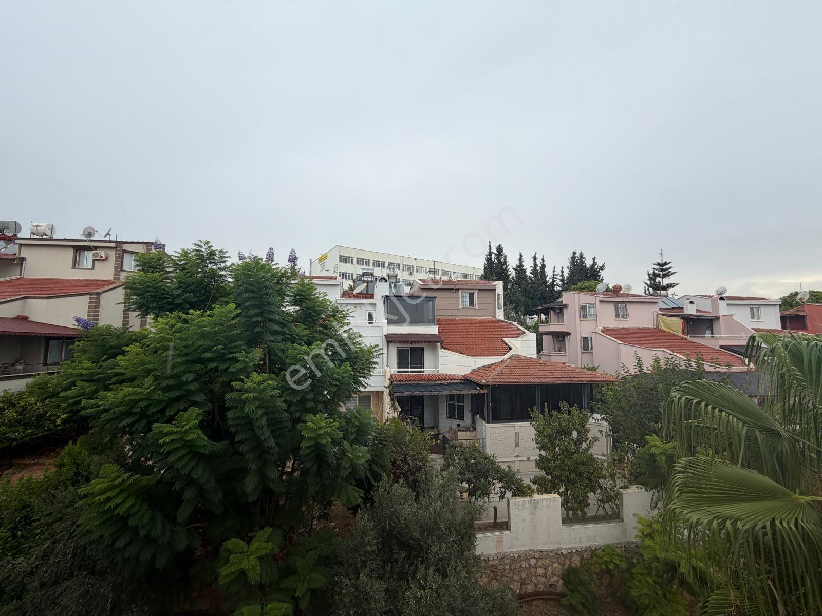 Remax Palm'den Vadikent Sit.'de 5+1 Tripleks Satılık Villa — fotoğraf 30