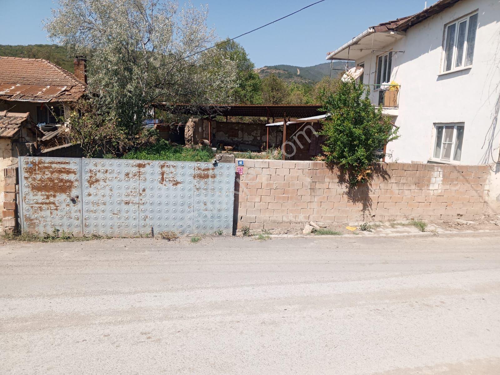 Kepsut Bektaşlarda İki Katli Müstakil Ev Ve Dam — fotoğraf 7