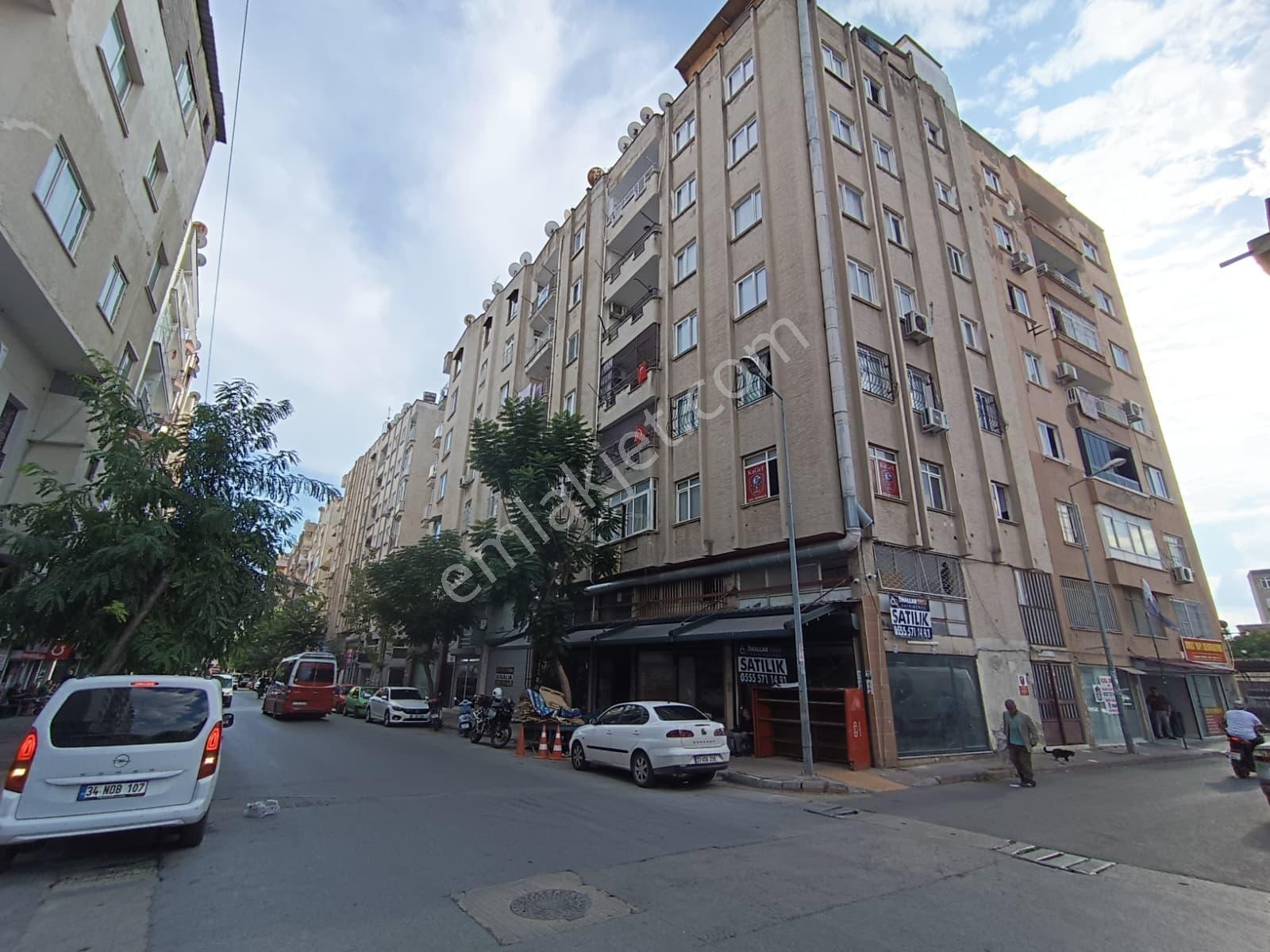Bm''den Bahçe Mallesi Burhan Felek Caddesi'nde Satılık 3+1 Daire — fotoğraf 12