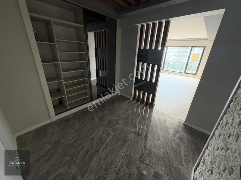 4+1 Ataşehir Eryamand'da Kök Tapu Sosyal Donatılı Fırsat Daire!! — fotoğraf 12
