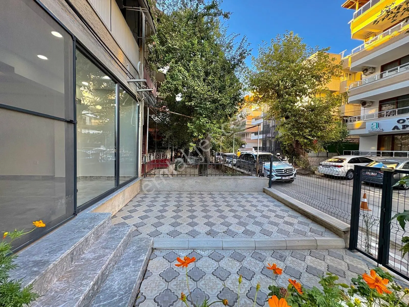 ▀güç'ten▀ Akçay Kordonda Denize 100m Geniş Bahçeli Lüx 2+1 Daire — fotoğraf 4