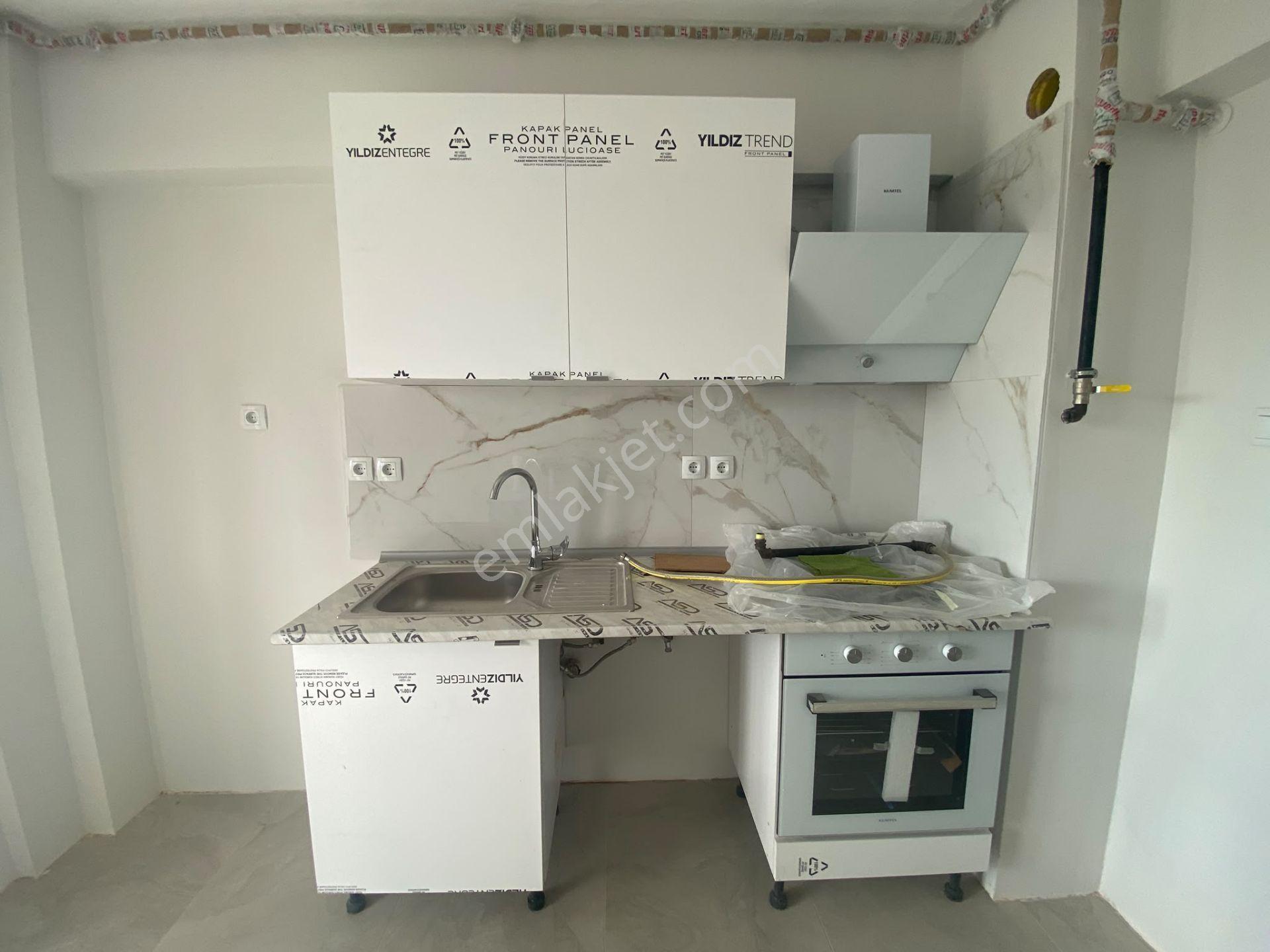Çiğli Evka-5'te Tadilatlı 2+1 Köşe Cephe Satılık Daire — fotoğraf 9