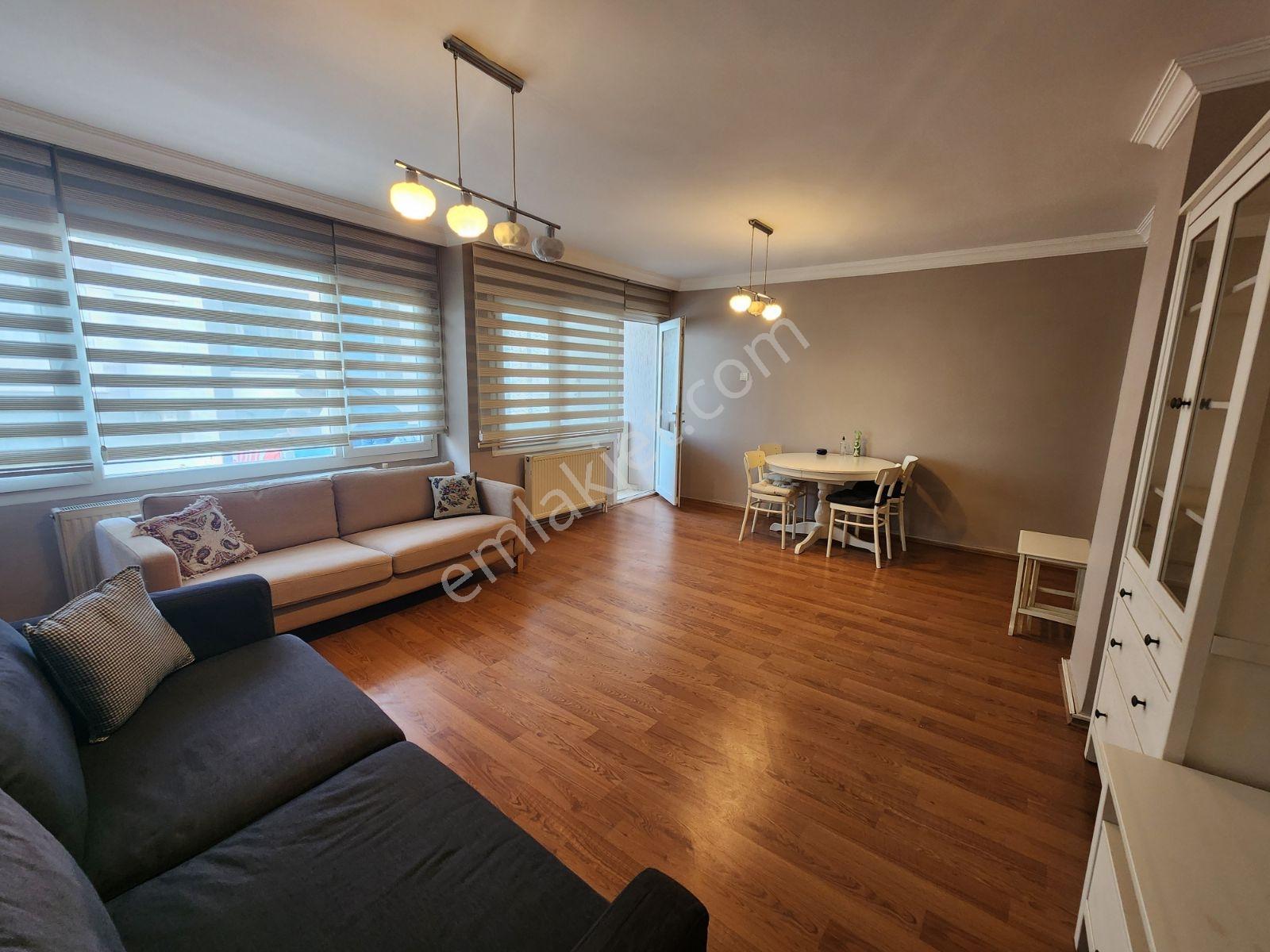 Bahriye Mahallesinde Ferah Avantajlı Konumda Satılık 2+1 Daire — fotoğraf 2