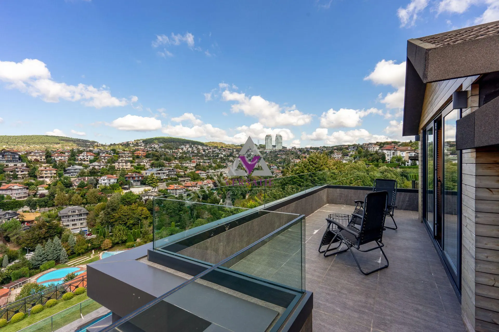 Acarkent'te 1200m Kapalı Alanlı 1500m Arsalı B Tipi Villa
