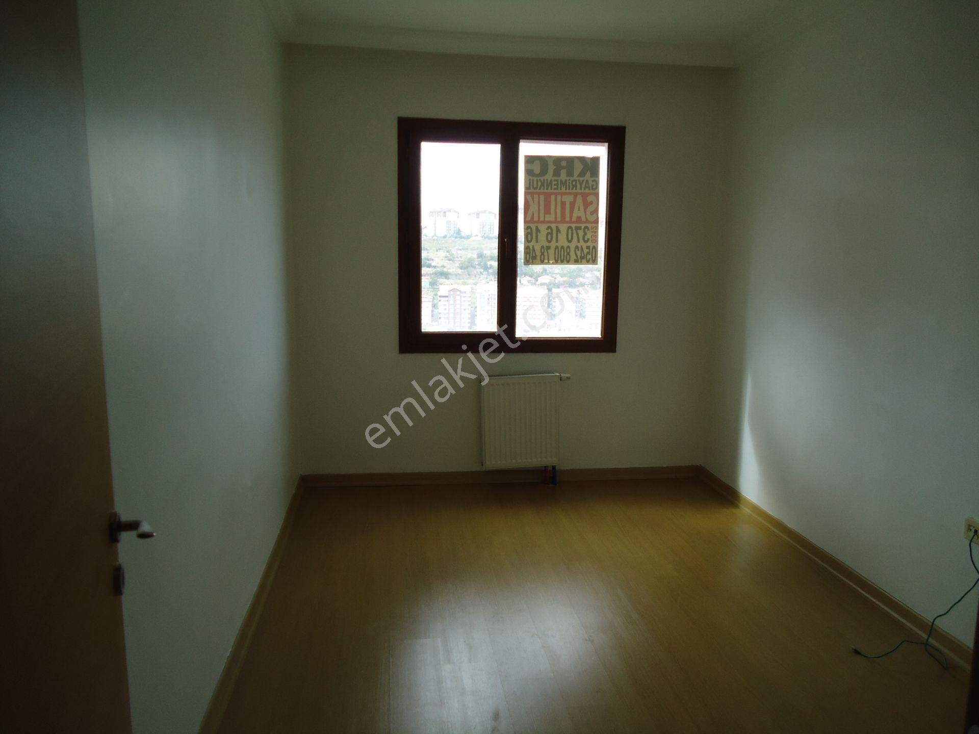 Krc'den Kısa Bloklarda Katta Satılık 3+1 Daire — fotoğraf 10