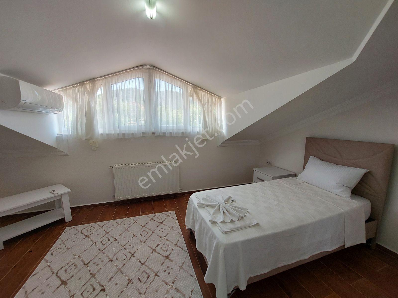 Fethiye Göcek Merkezde Satılık 4+1müstakil Eşyalı Villa — fotoğraf 17