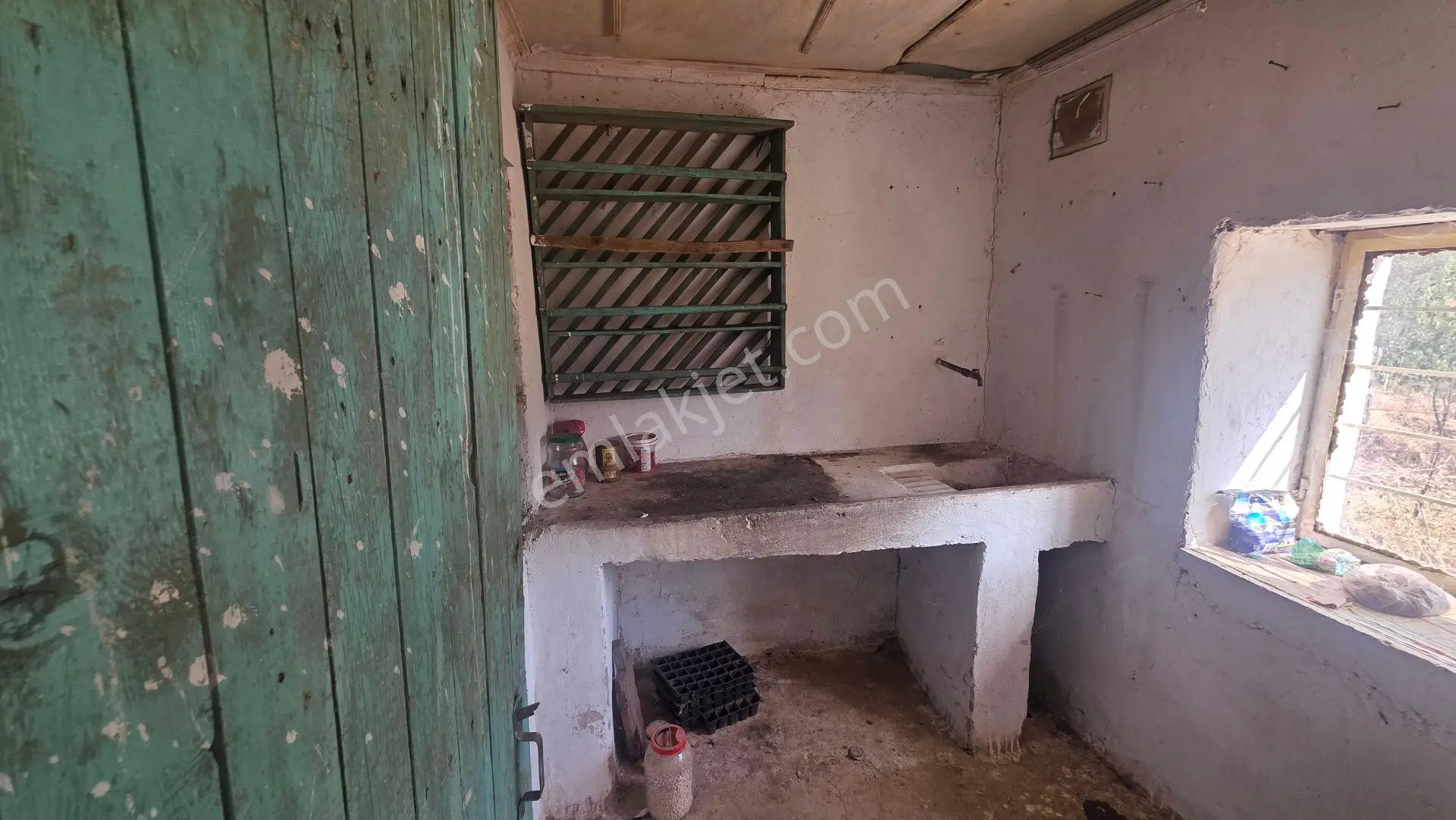 İzmir Tire Sb Emlak'tan Yeğenli Mahallesinde Satılık Taş Köy Evi — fotoğraf 8