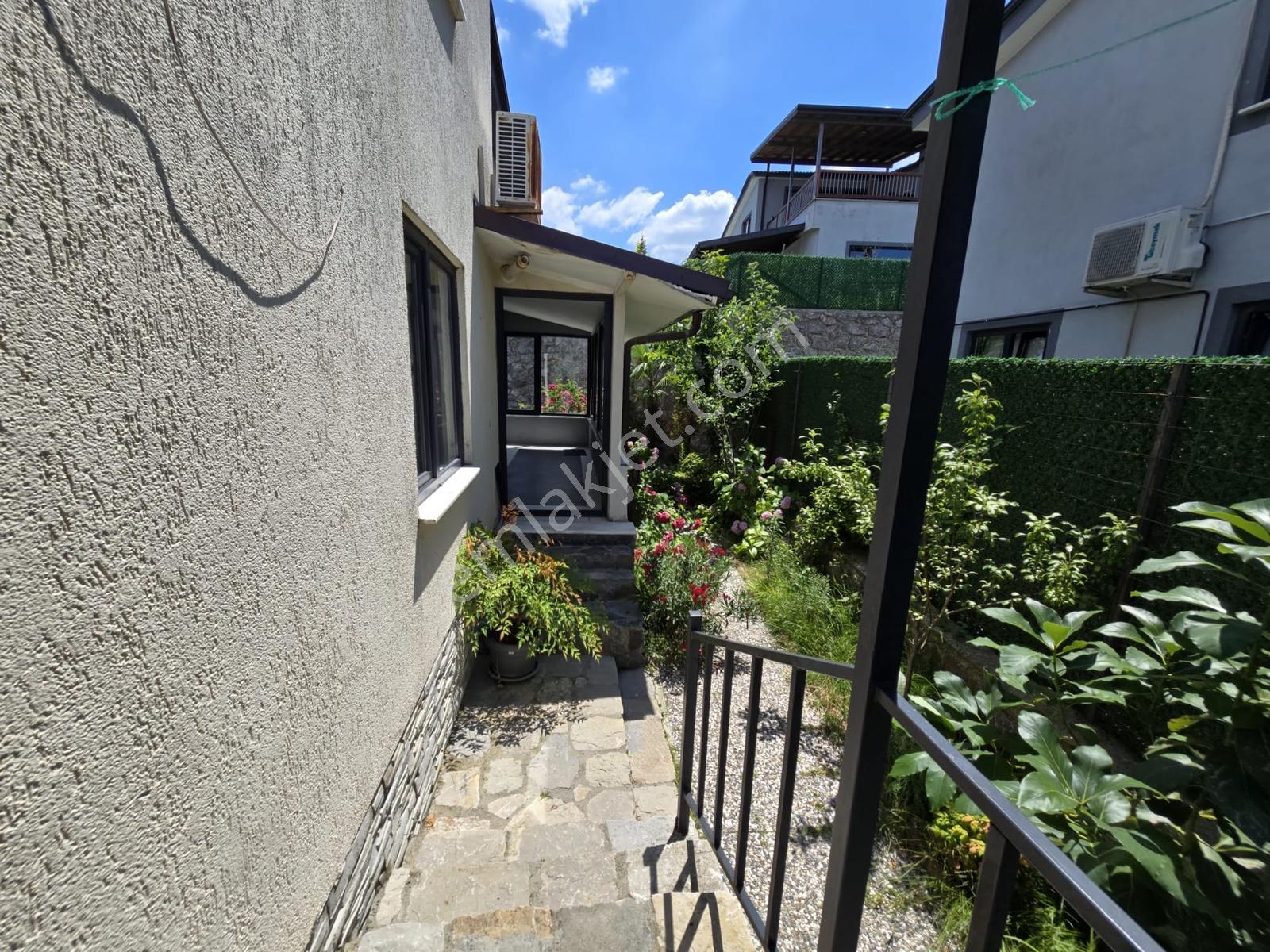 Sapanca Akçay'da Mustakil 4+1 Satılık Villa — fotoğraf 7