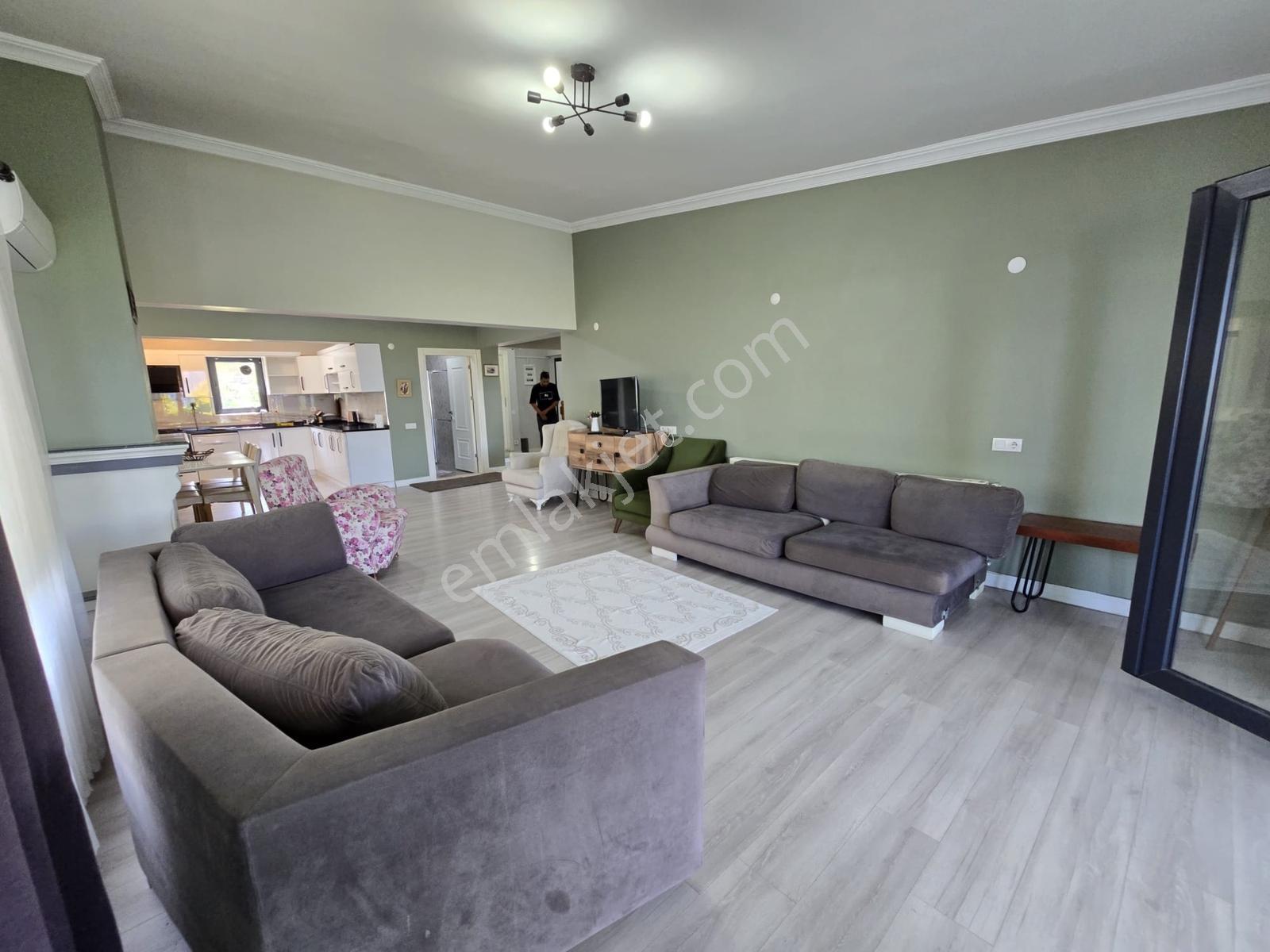 Sapanca Akçay'da Mustakil 4+1 Satılık Villa — fotoğraf 12
