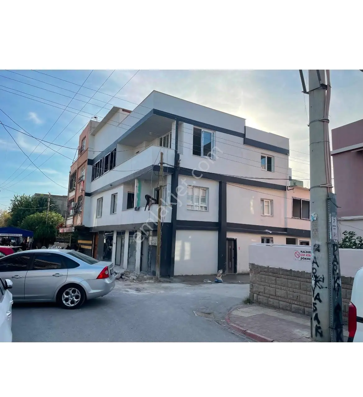 Komple Bina Adana Meydan Mahallesi Avrupa Hastane Civarı 12ayrı Kira 120,000tl G...