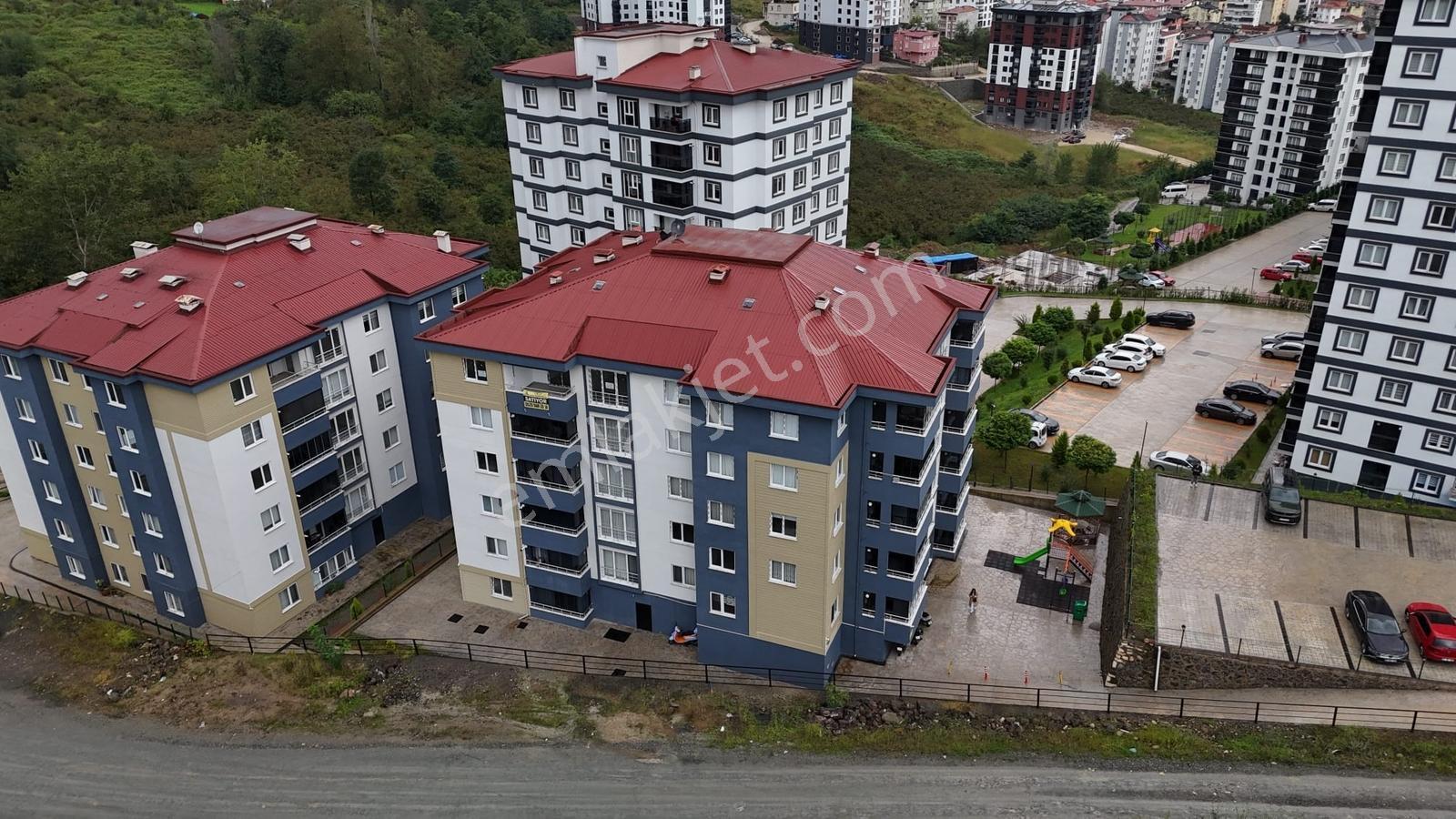 Bulvar Teras Evleri 3+1 Geniş Balkon Site İçi Satılık Daire