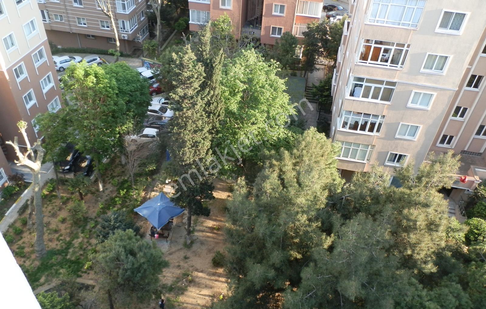 Emlak Konutta 3+1 Harika Konumda Satılık Daire 148 M2