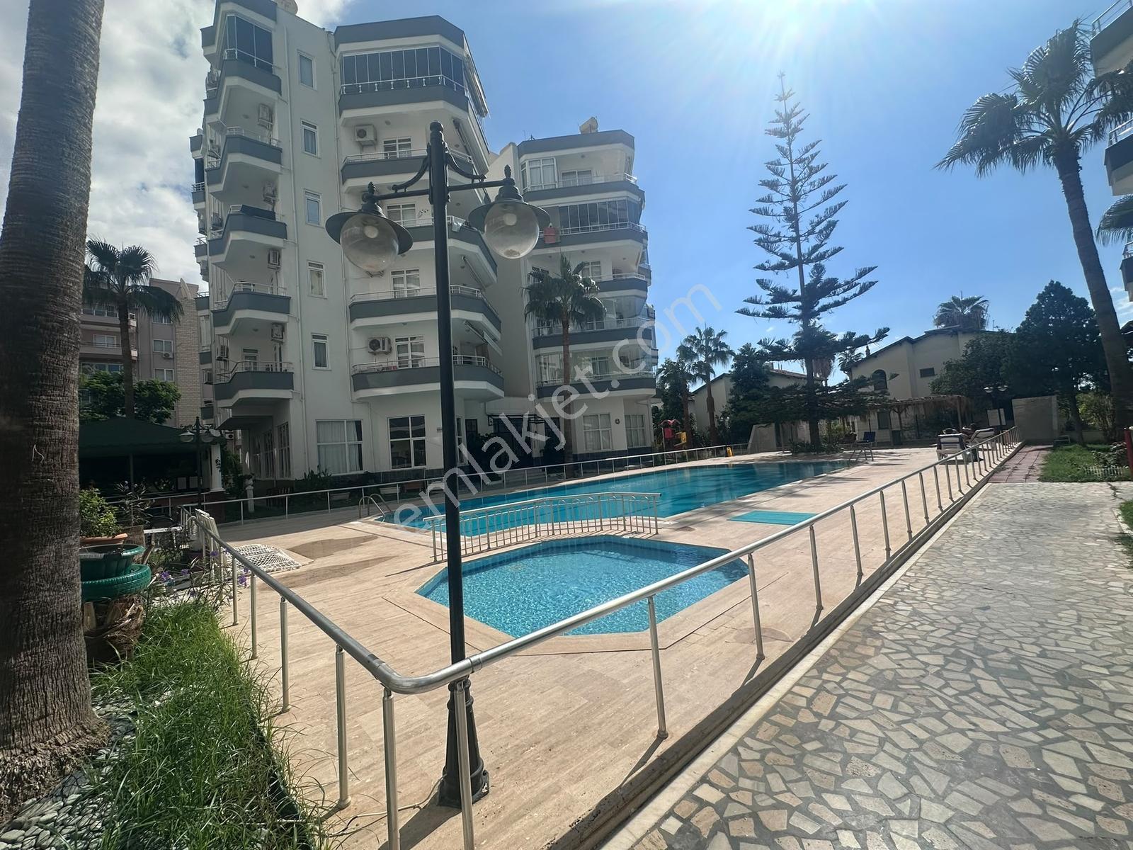 Alanya Mahmutlarda Denize Ve Barbaros Cad. Yakın 2+1 Daire — fotoğraf 24