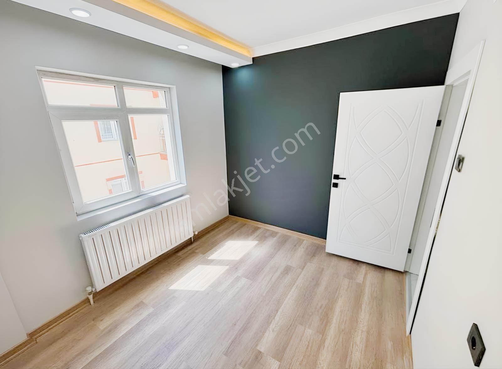 Acil Satılık !! Aile Binasında Ufuk Cd'de 3+1 Özel Tasarım Daire — fotoğraf 14