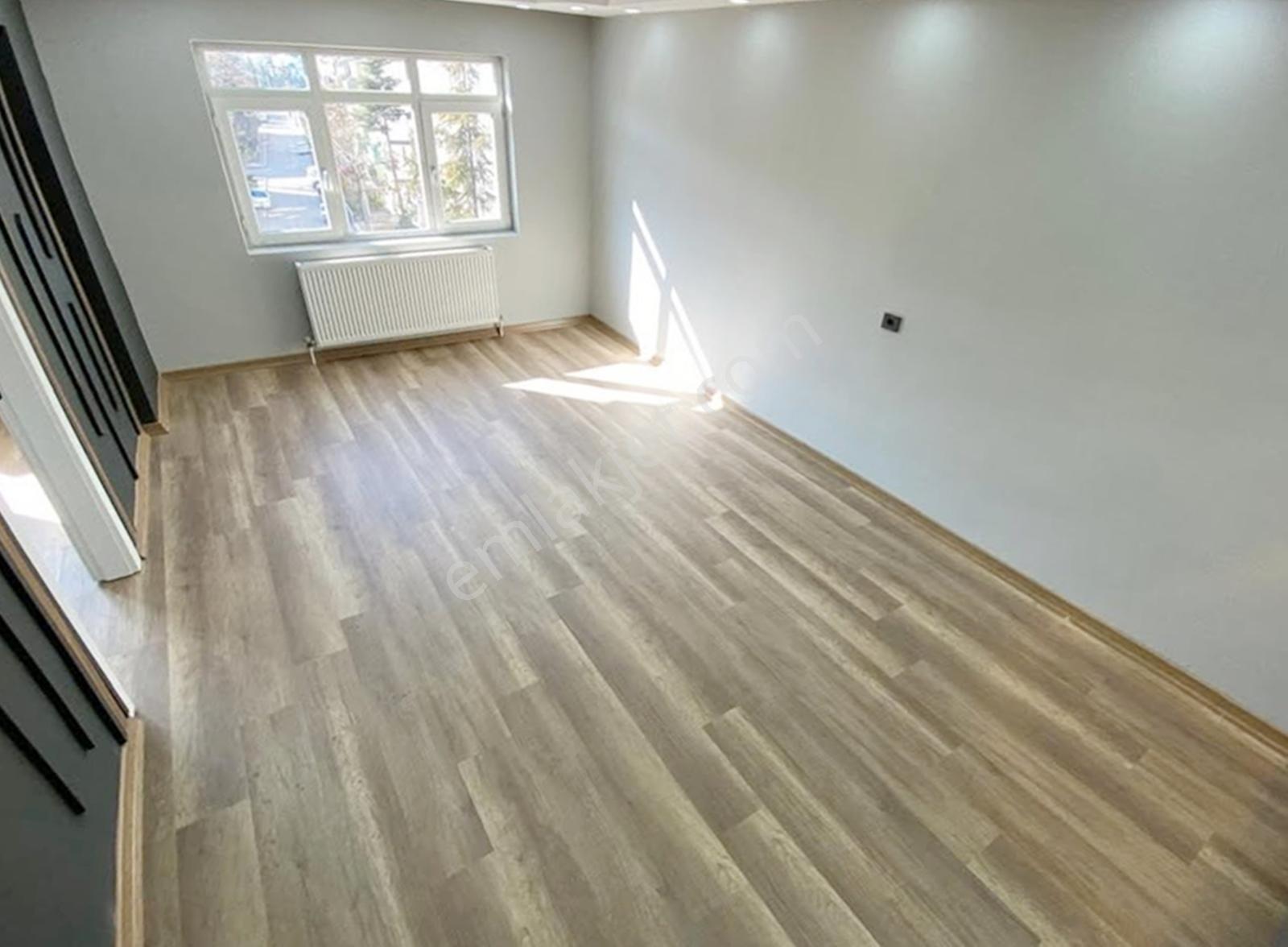 Acil Satılık !! Aile Binasında Ufuk Cd'de 3+1 Özel Tasarım Daire — fotoğraf 16