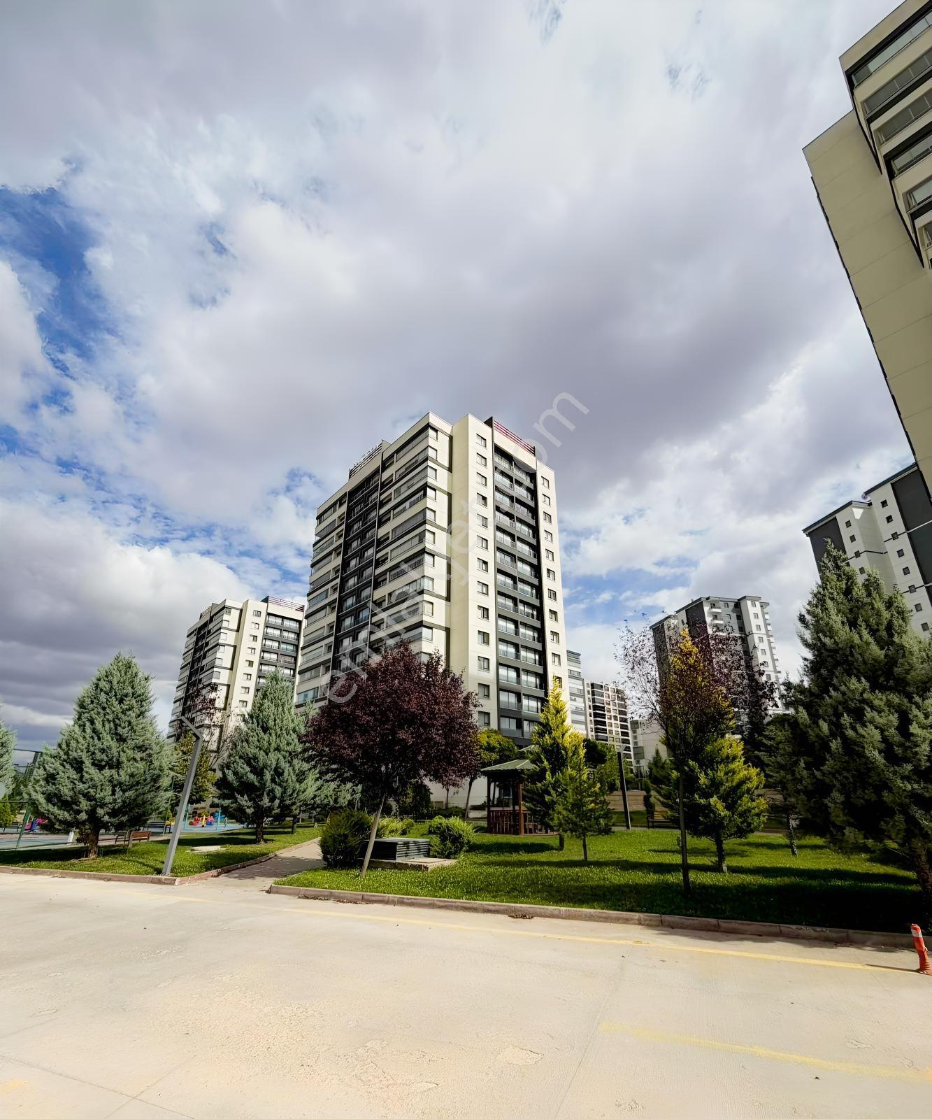 Endora Göksu Konutları'nda 4+1 Satılık Daire