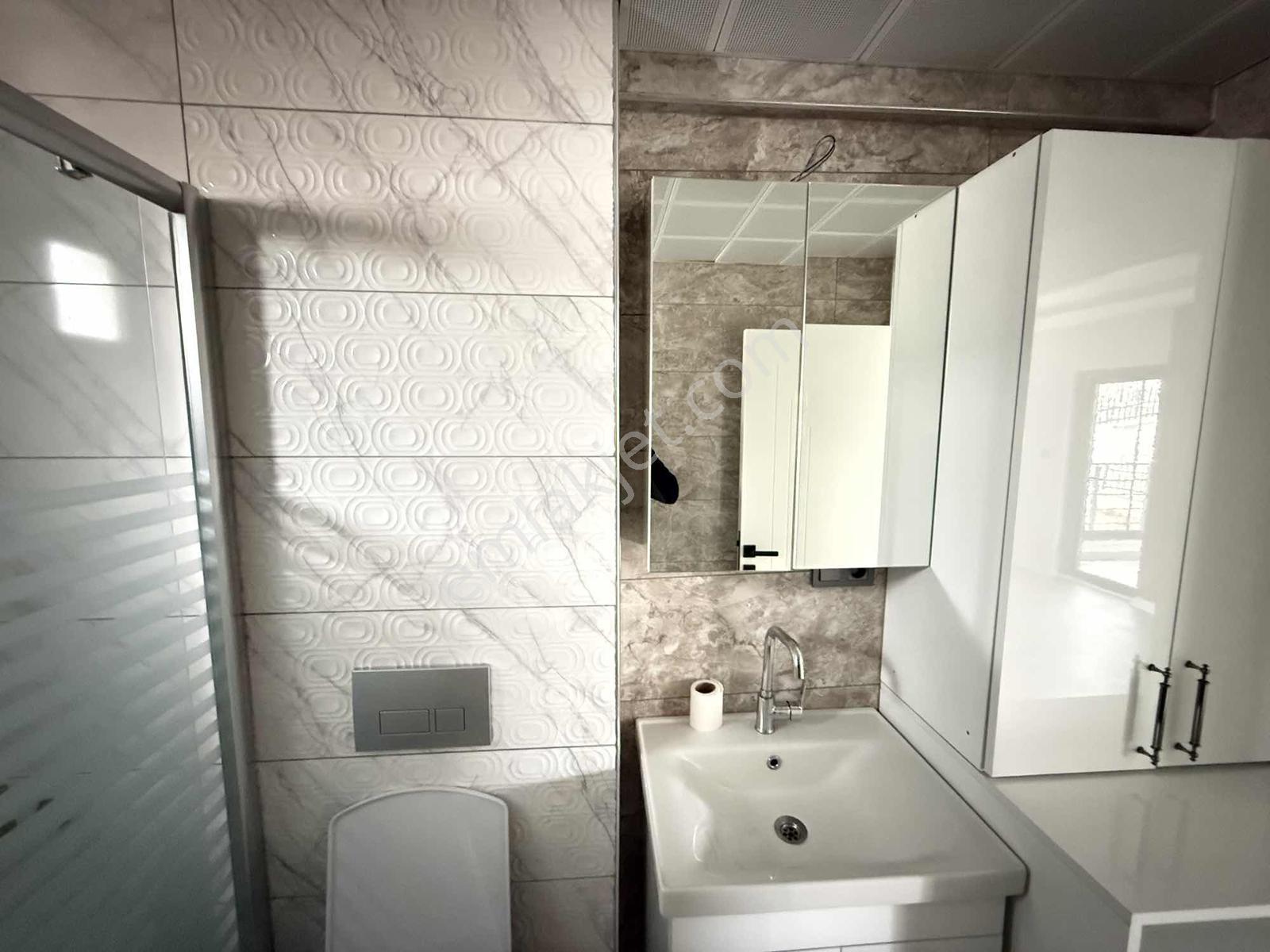 "alaçatı" İncek Bulvarda Geniş &şık Tasarım Cam Balkon 1+1 Daire — fotoğraf 33