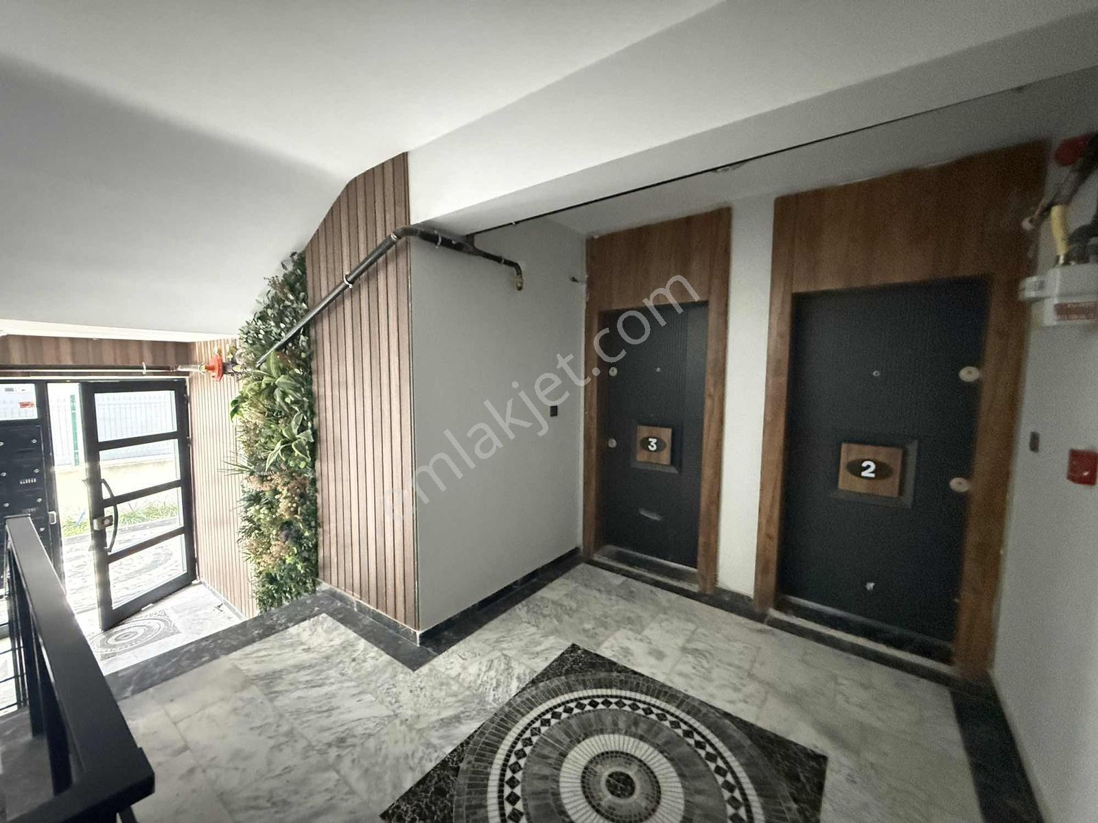 "alaçatı" İncek Bulvarda Geniş &şık Tasarım Cam Balkon 1+1 Daire — fotoğraf 35
