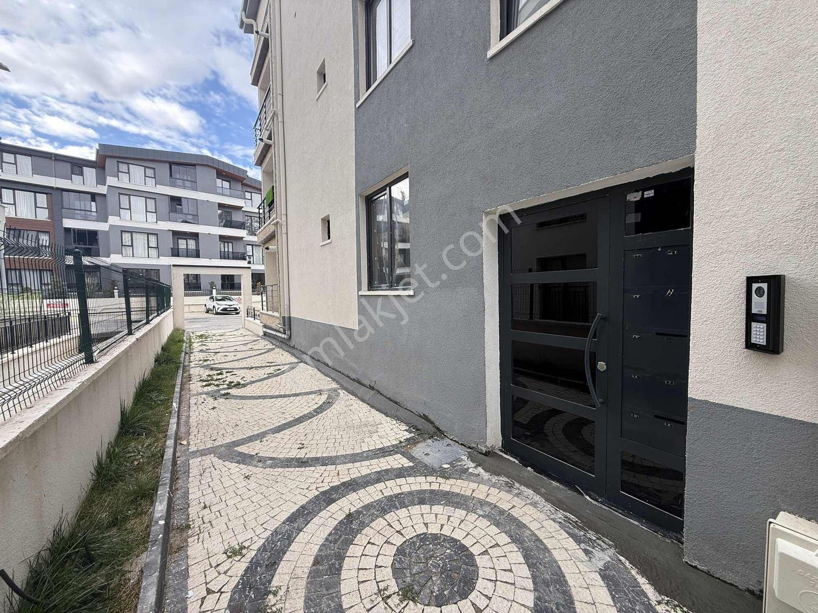 "alaçatı" İncek Bulvarda Geniş &şık Tasarım Cam Balkon 1+1 Daire — fotoğraf 38