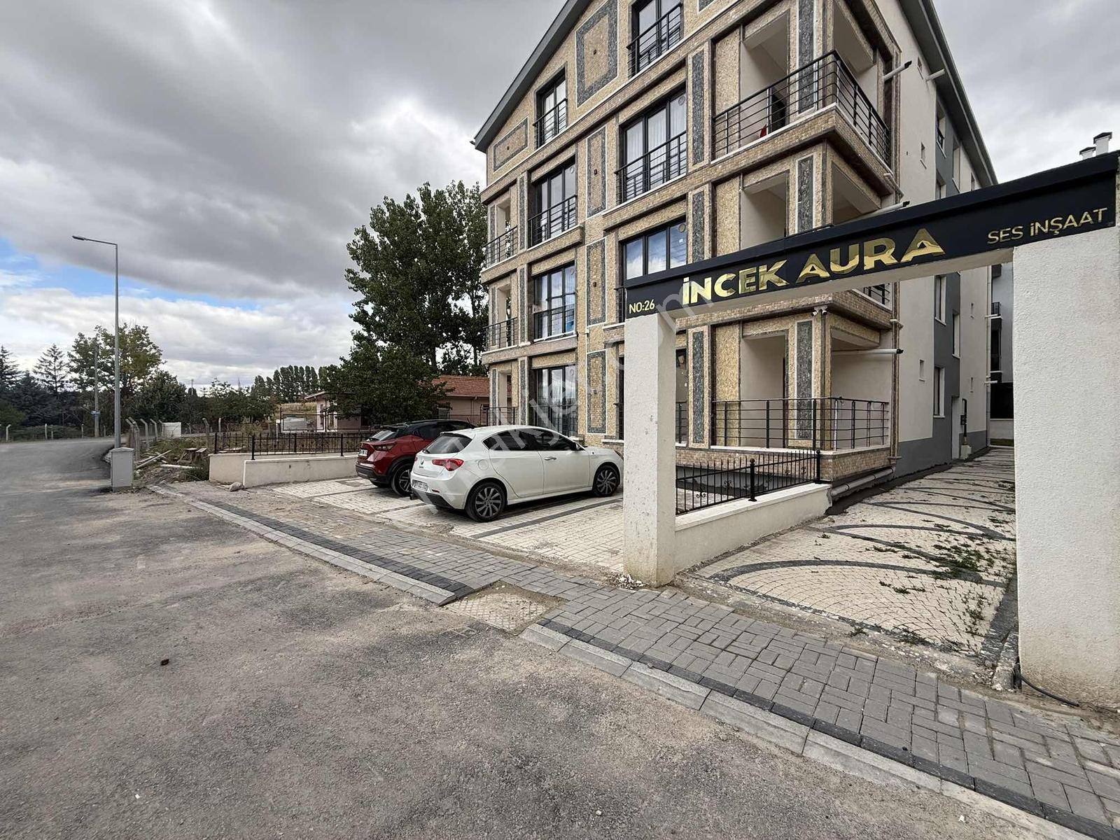 "alaçatı" İncek Bulvarda Geniş &şık Tasarım Cam Balkon 1+1 Daire — fotoğraf 40