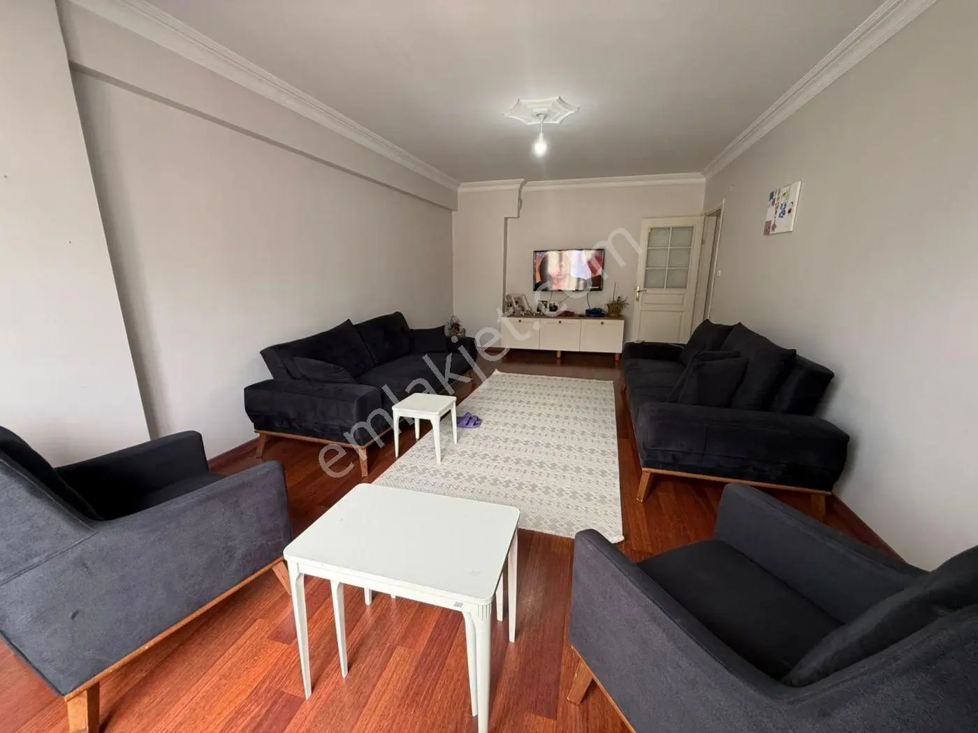 Alban'dan Geniş Ferah Merkezi 110m² 2+1 Konumda Satılık Daire — fotoğraf 3