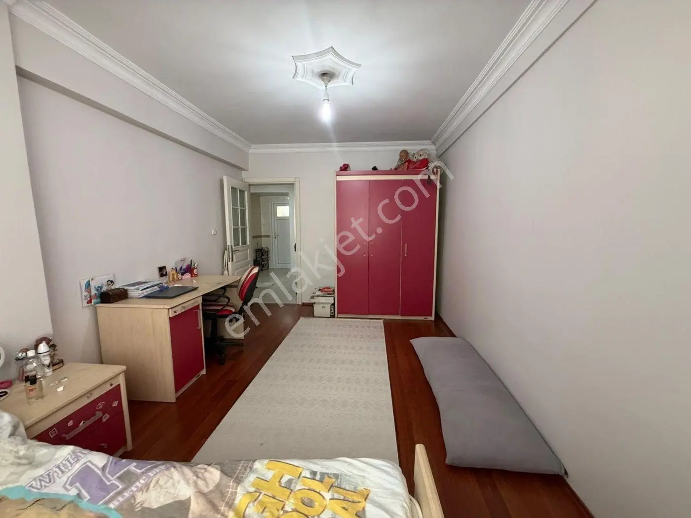 Alban'dan Geniş Ferah Merkezi 110m² 2+1 Konumda Satılık Daire — fotoğraf 9