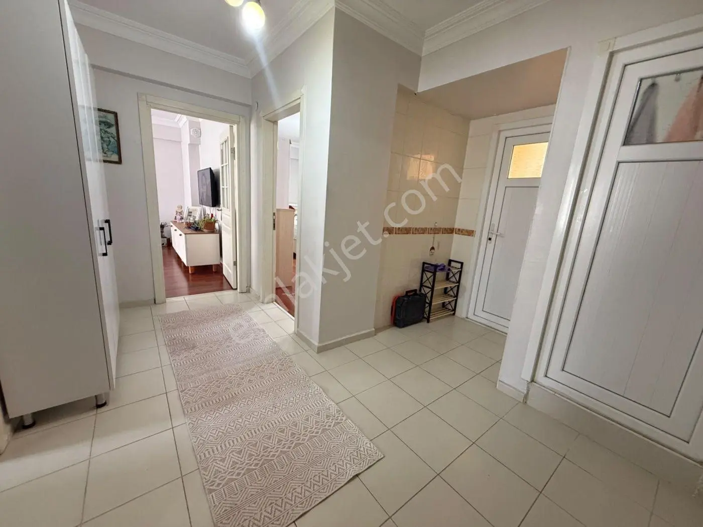 Alban'dan Geniş Ferah Merkezi 110m² 2+1 Konumda Satılık Daire — fotoğraf 13