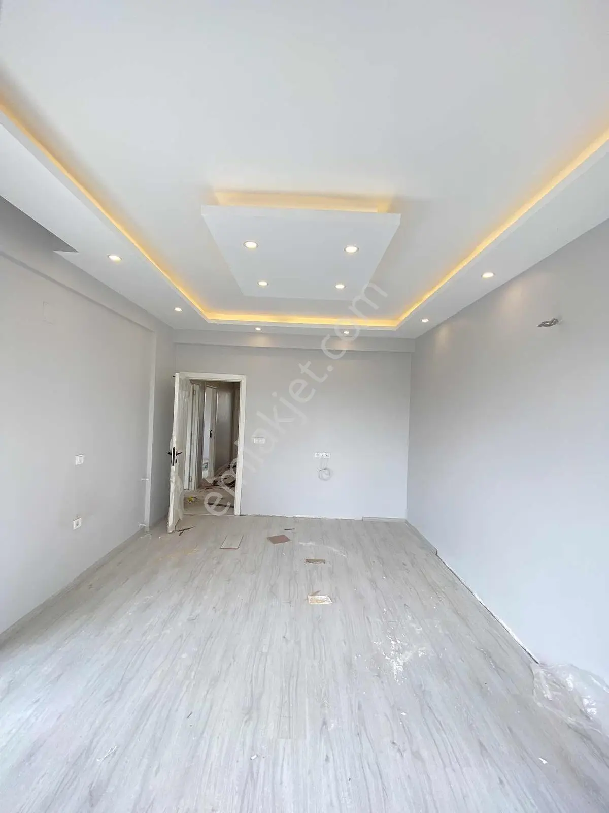 Yılmaz'dan İncirlik Yenımahalle'de Satılık 2+1 K.mtfk Gırış Kat — fotoğraf 3
