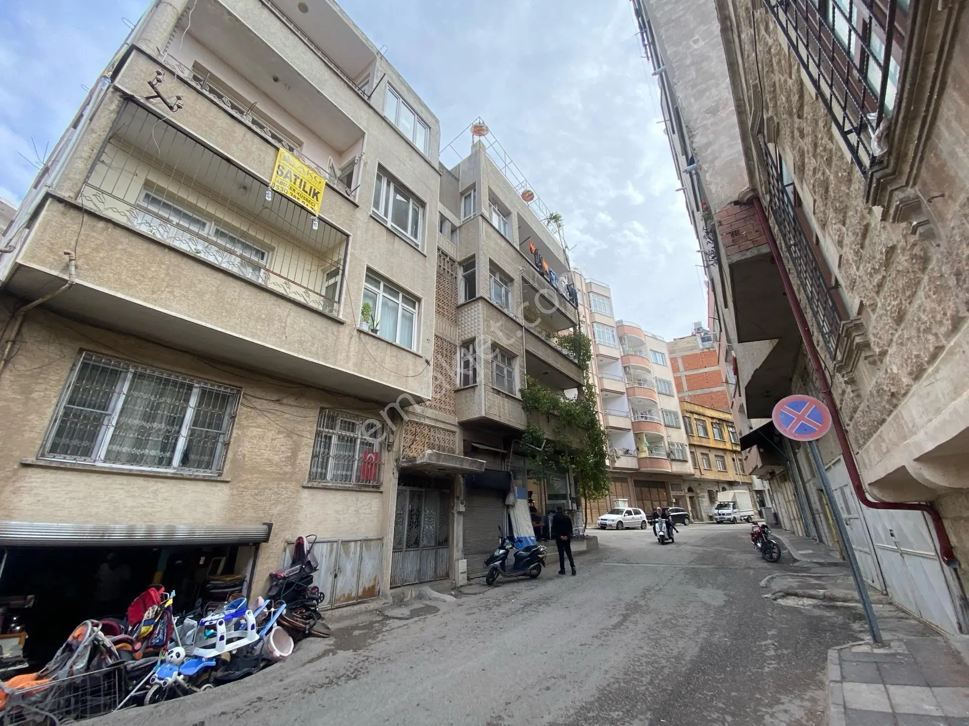 Akg'den Fırsat Daire Çarşıda Satılık 2+1 Aile Tipi Daire — fotoğraf 3